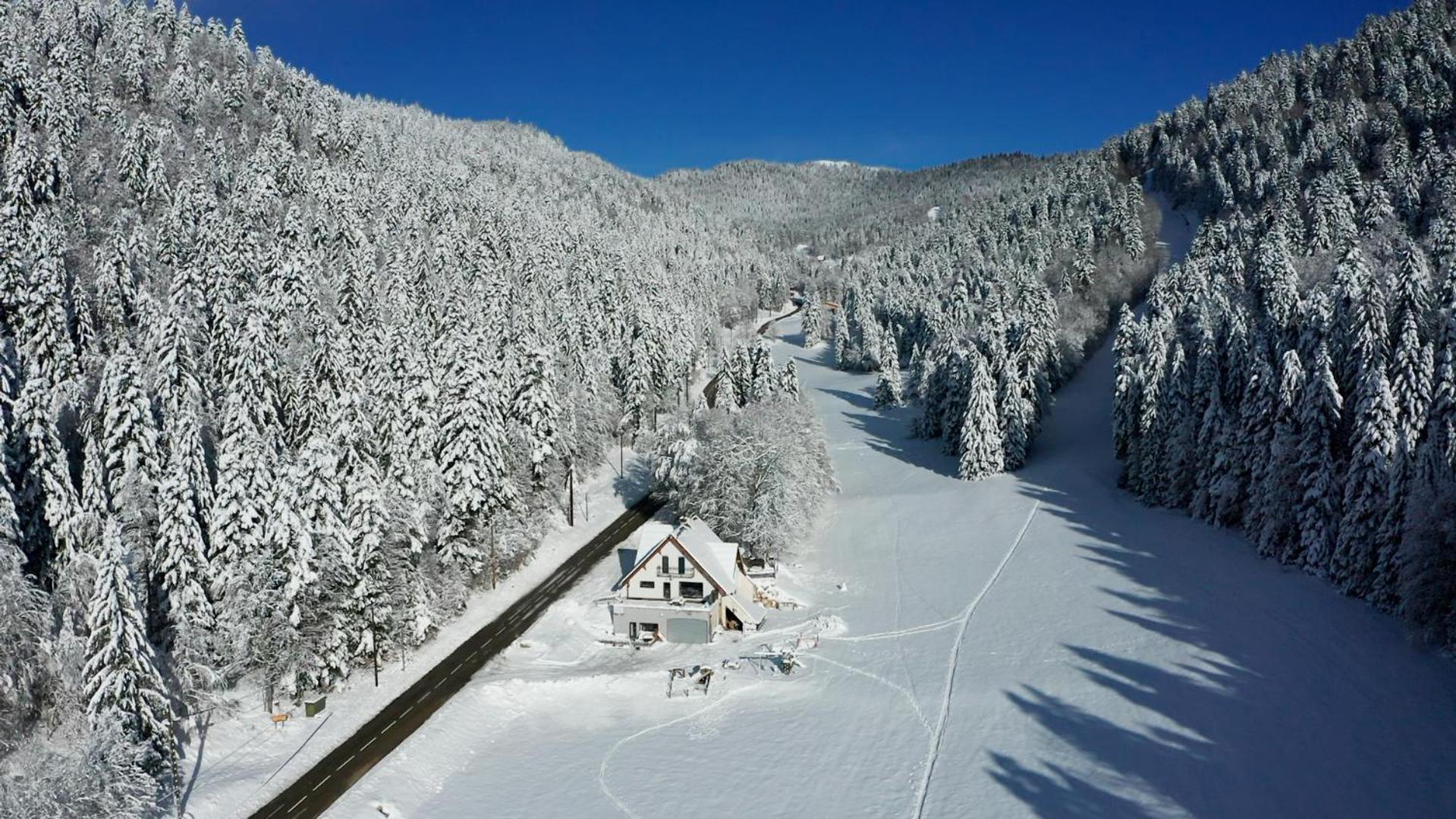 Gite La Resilience, Sur La Piste De Ski D'Autrans Villa Room photo